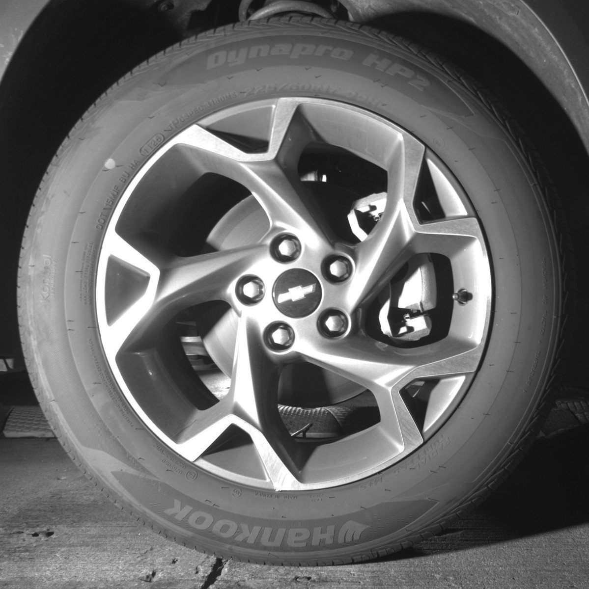 Used 2025 Chevrolet Trax LT FWD image 13