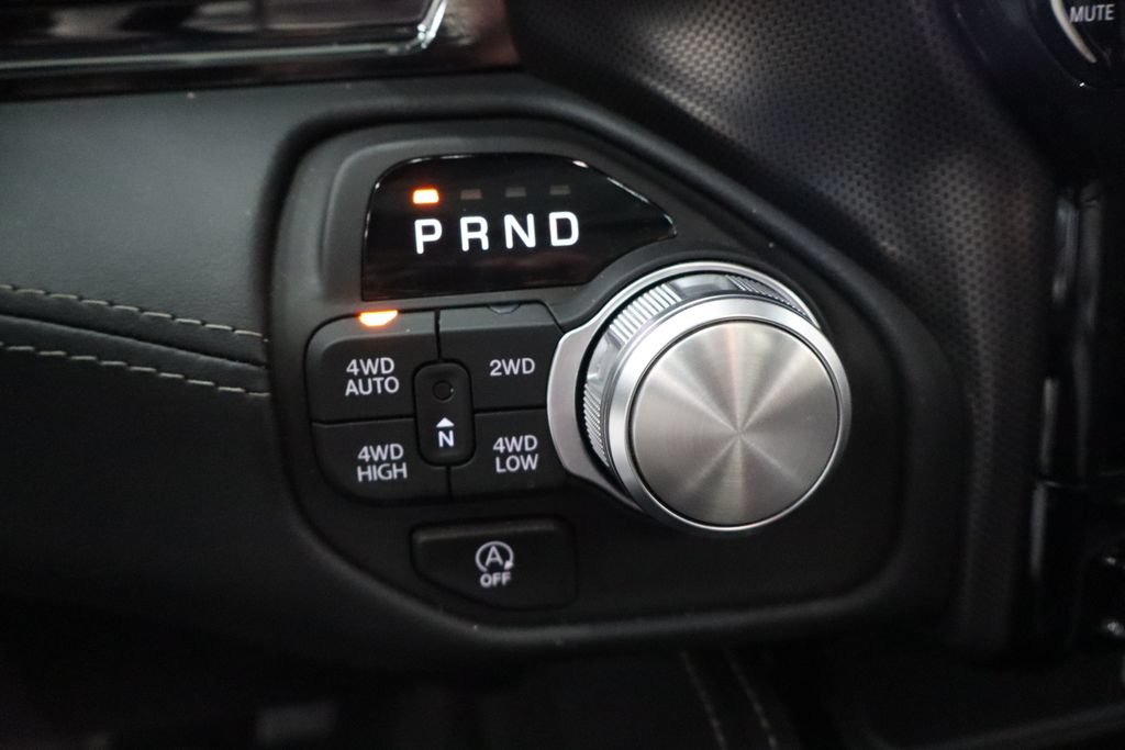 Used 2026 RAM 1500 Limited AWD/4WD image 17