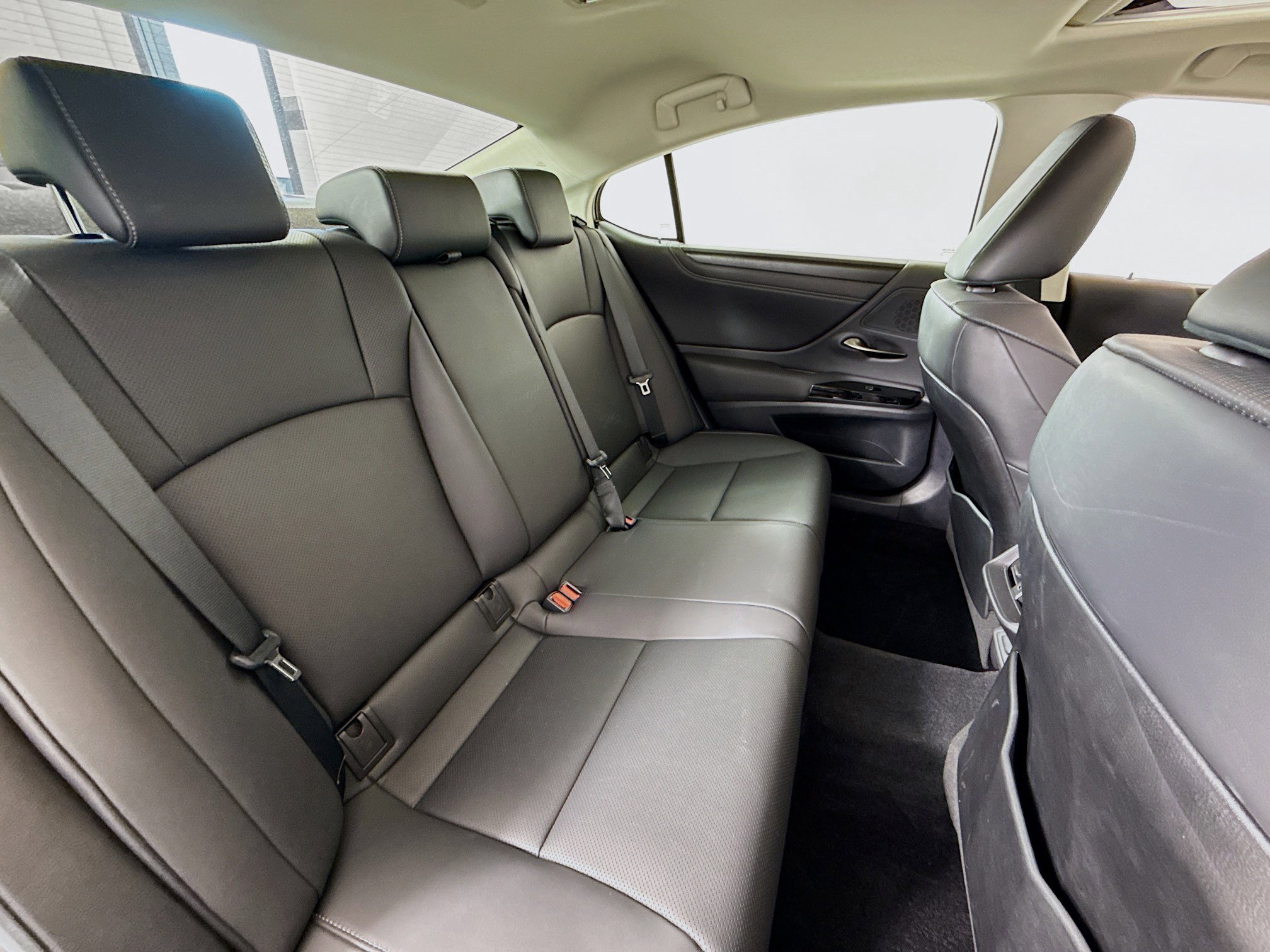 Used 2023 Lexus ES 350 w/ Premium Package image 25