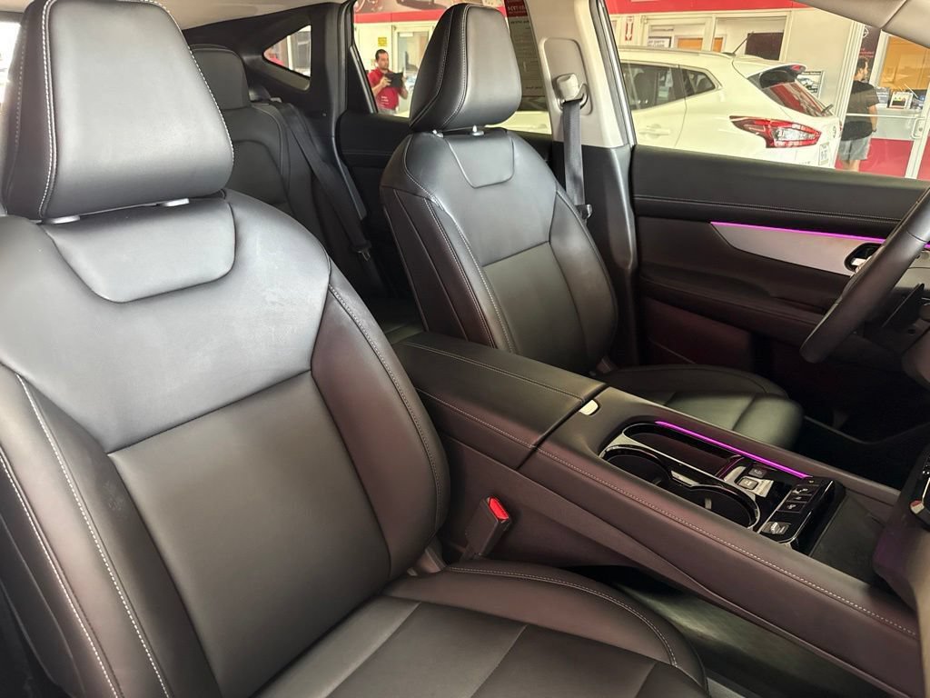 Certified 2025 Nissan Murano SL AWD/4WD image 9