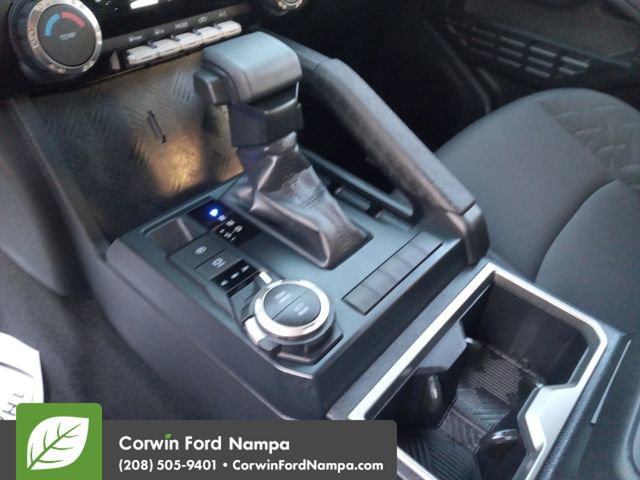 Used 2025 Toyota Tacoma SR5 image 18