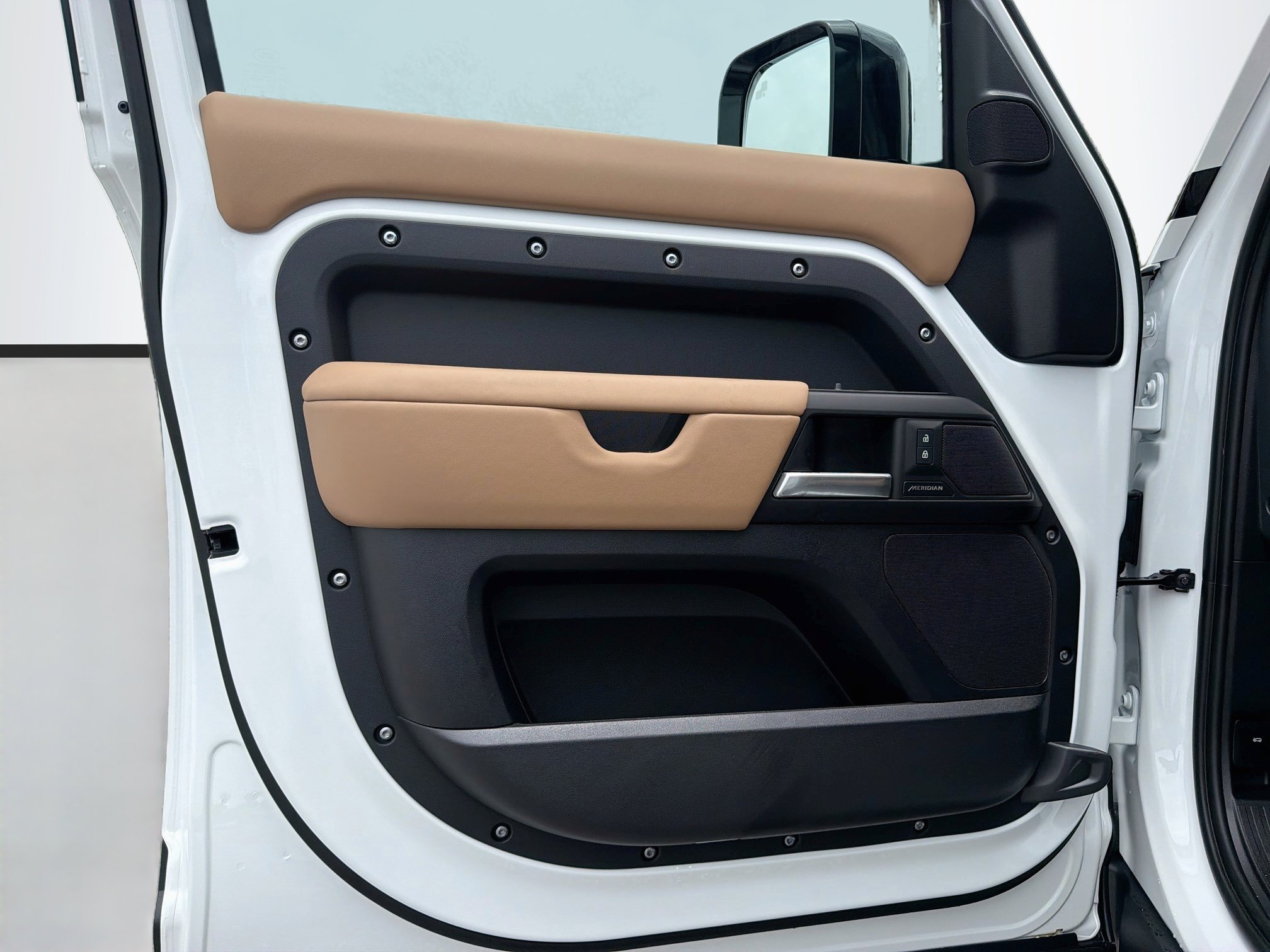 New 2026 Land Rover Defender 110 S AWD/4WD image 22