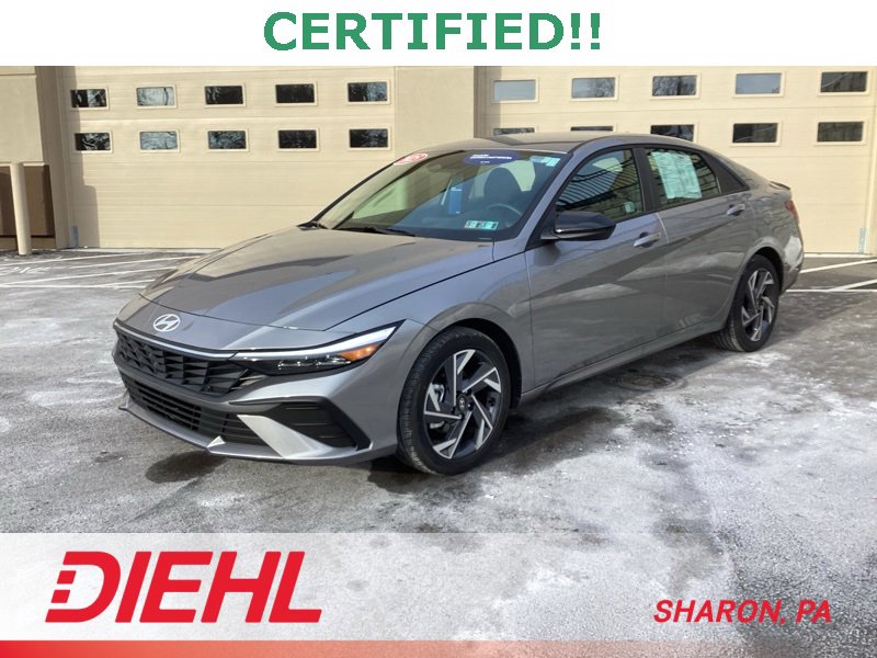 Certified 2025 Hyundai Elantra Sport w/ Cargo Package image 4