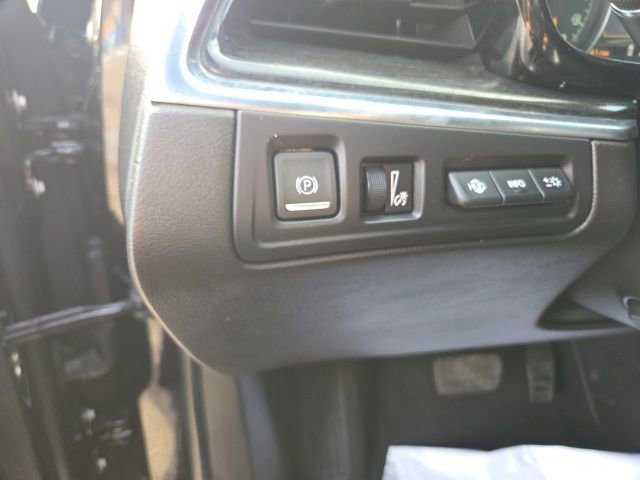 Used 2022 Cadillac XT5 Premium Luxury w/ Technology Package image 13