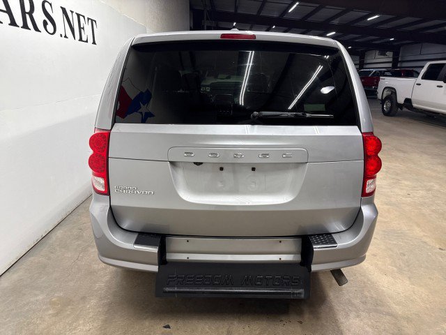 Used 2017 Dodge Grand Caravan SE w/ Power Window Group FWD image 8