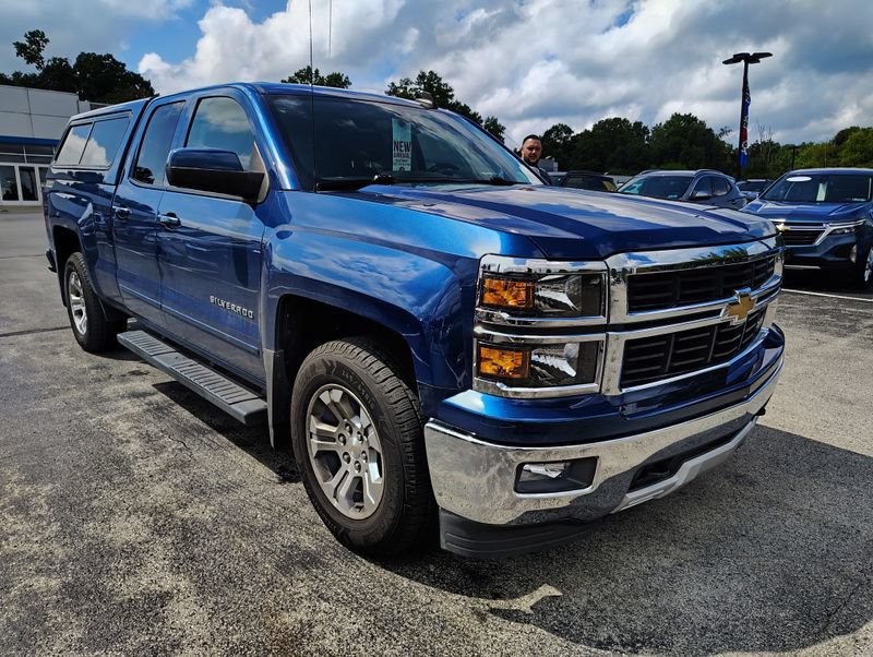 Used 2015 Chevrolet Silverado 1500 LT w/ All Star Edition AWD/4WD image 3