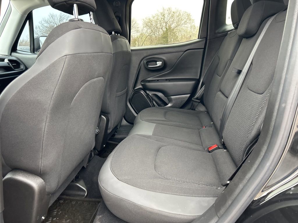 Used 2020 Jeep Renegade Altitude image 29