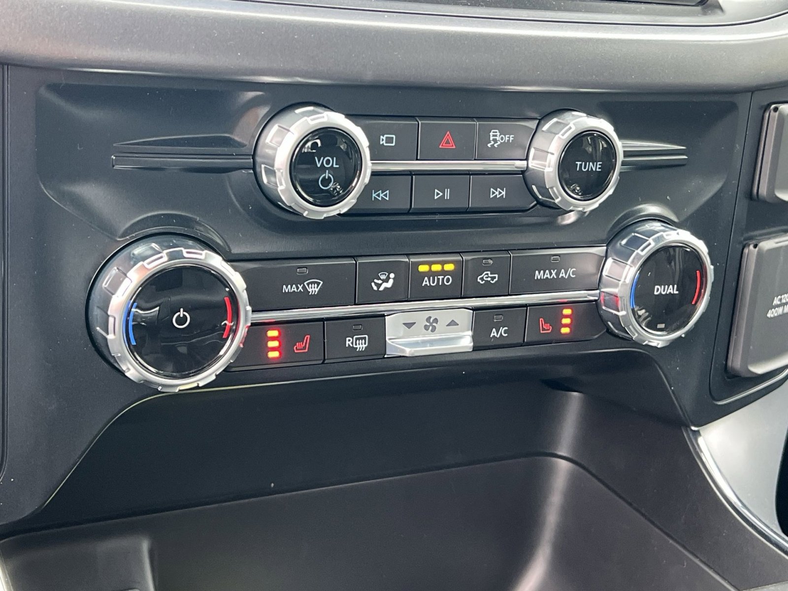 New 2025 Ford F150 XLT w/ Equipment Group 302A MID image 21