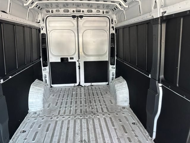 Used 2025 RAM ProMaster 2500 w/ Convenience Group FWD image 23
