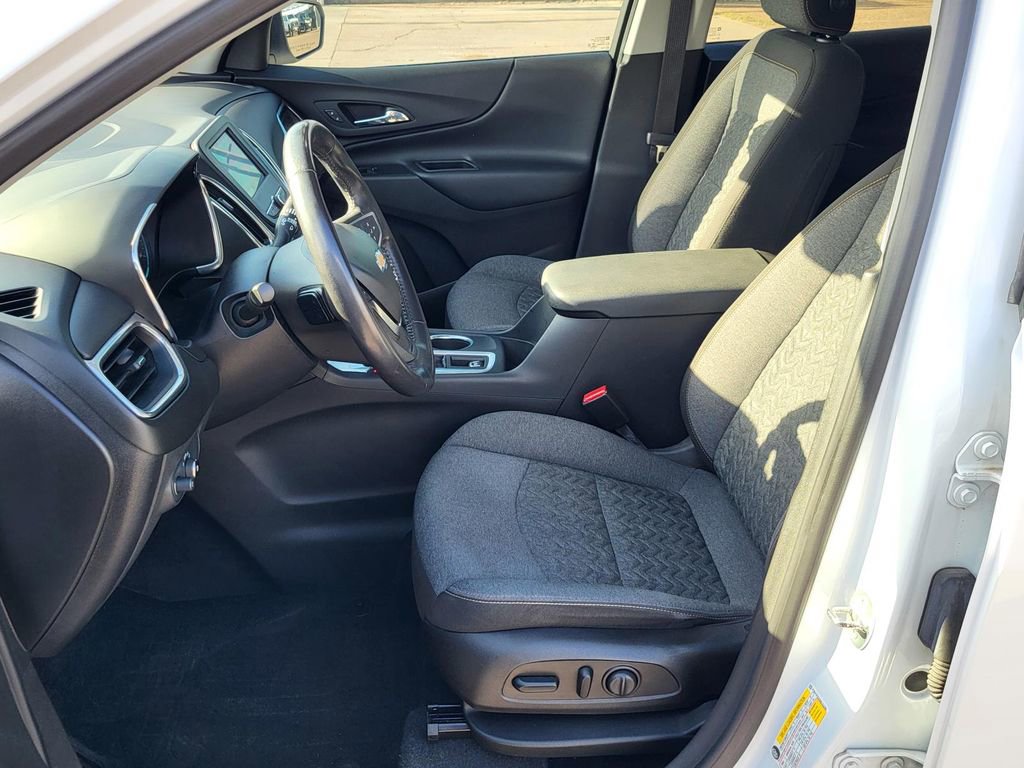 Used 2022 Chevrolet Equinox LT image 17