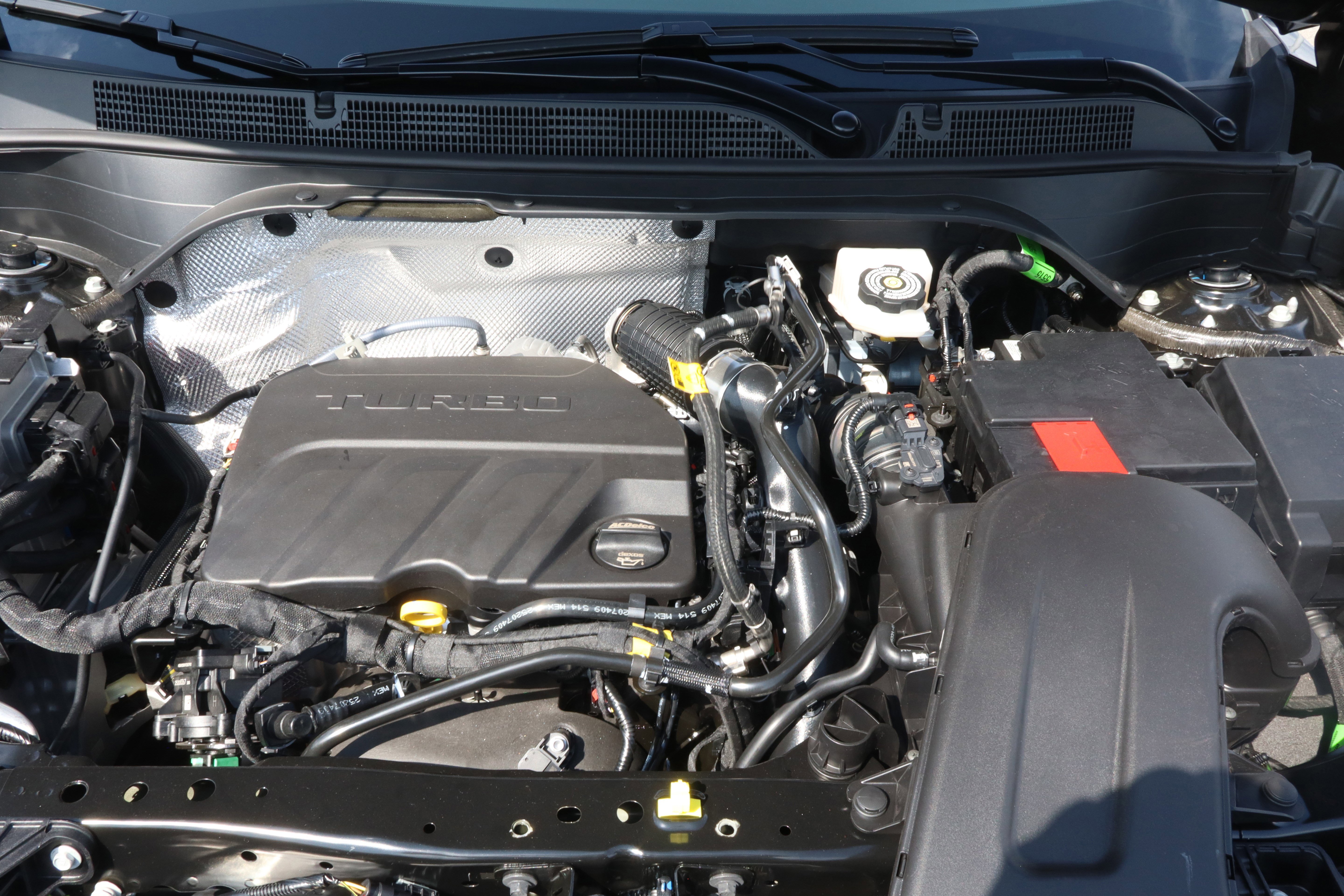 New 2025 Buick Envista Avenir image 18