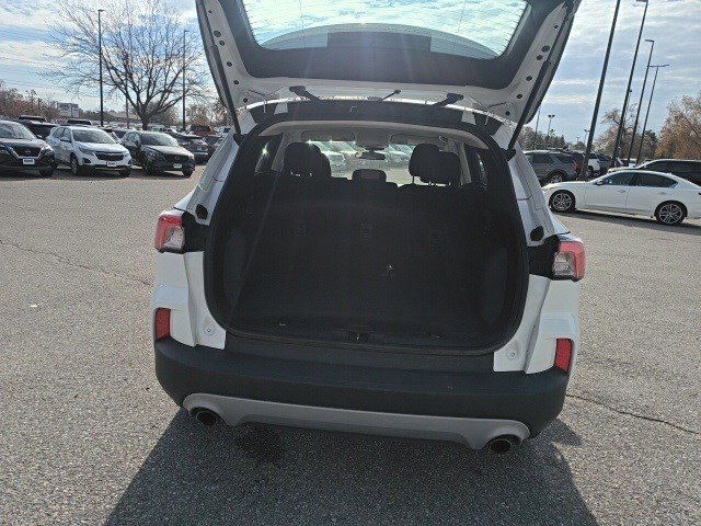 Used 2022 Ford Escape S image 14
