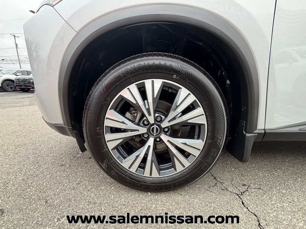 Certified 2023 Nissan Rogue SV w/ SV Premium B Package image 23