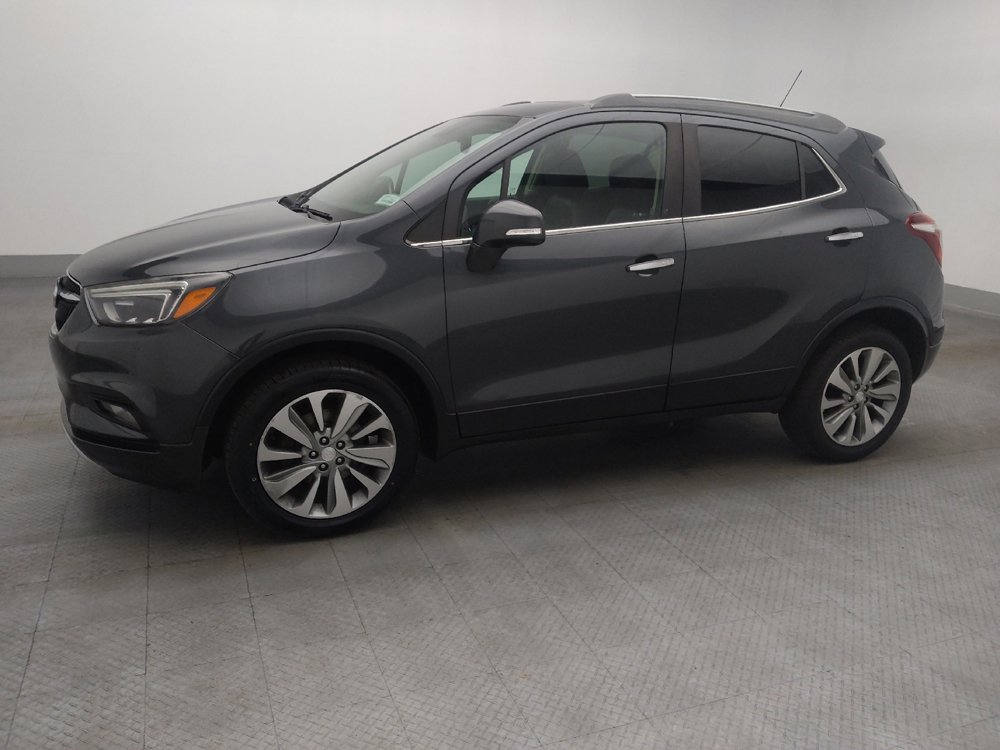 Used 2017 Buick Encore Essence image 2