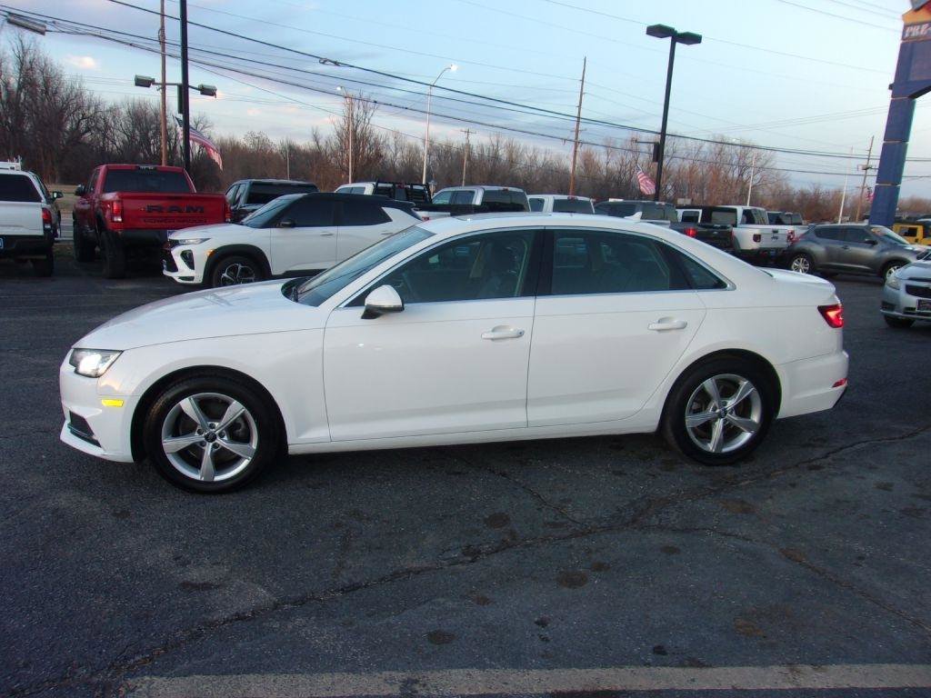 Used 2019 Audi A4 2.0T Premium w/ Convenience Package FWD image 2