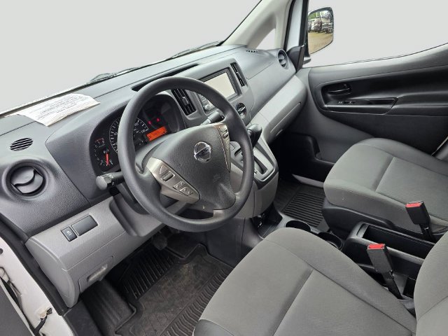 Used 2021 Nissan NV200 S FWD image 20