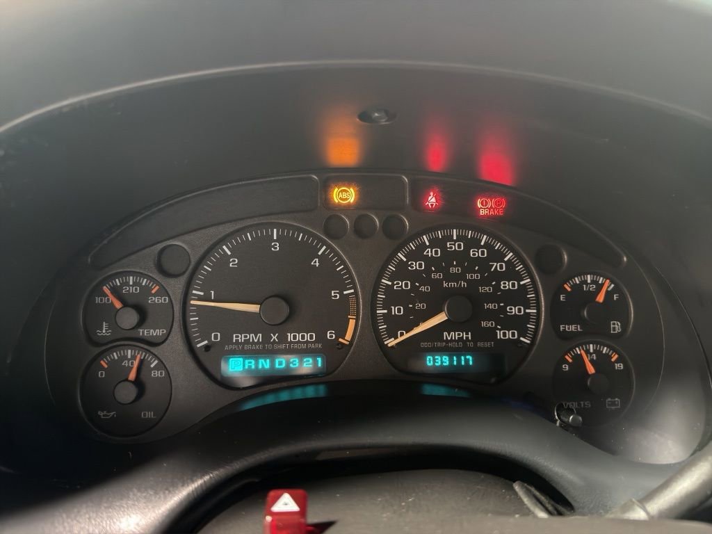 Used 2003 Chevrolet Blazer LS w/ Preferred Equipment Group image 11