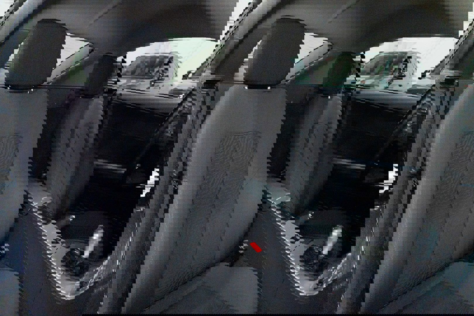 Used 2006 Chrysler Crossfire Coupe image 24