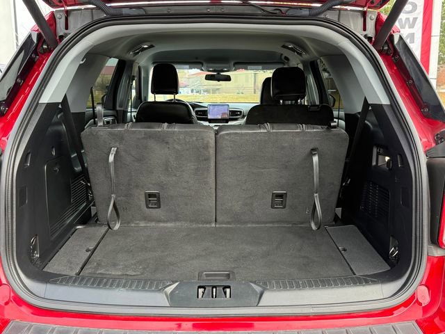 Certified 2023 Ford Explorer XLT w/ Equipment Group 202A image 28
