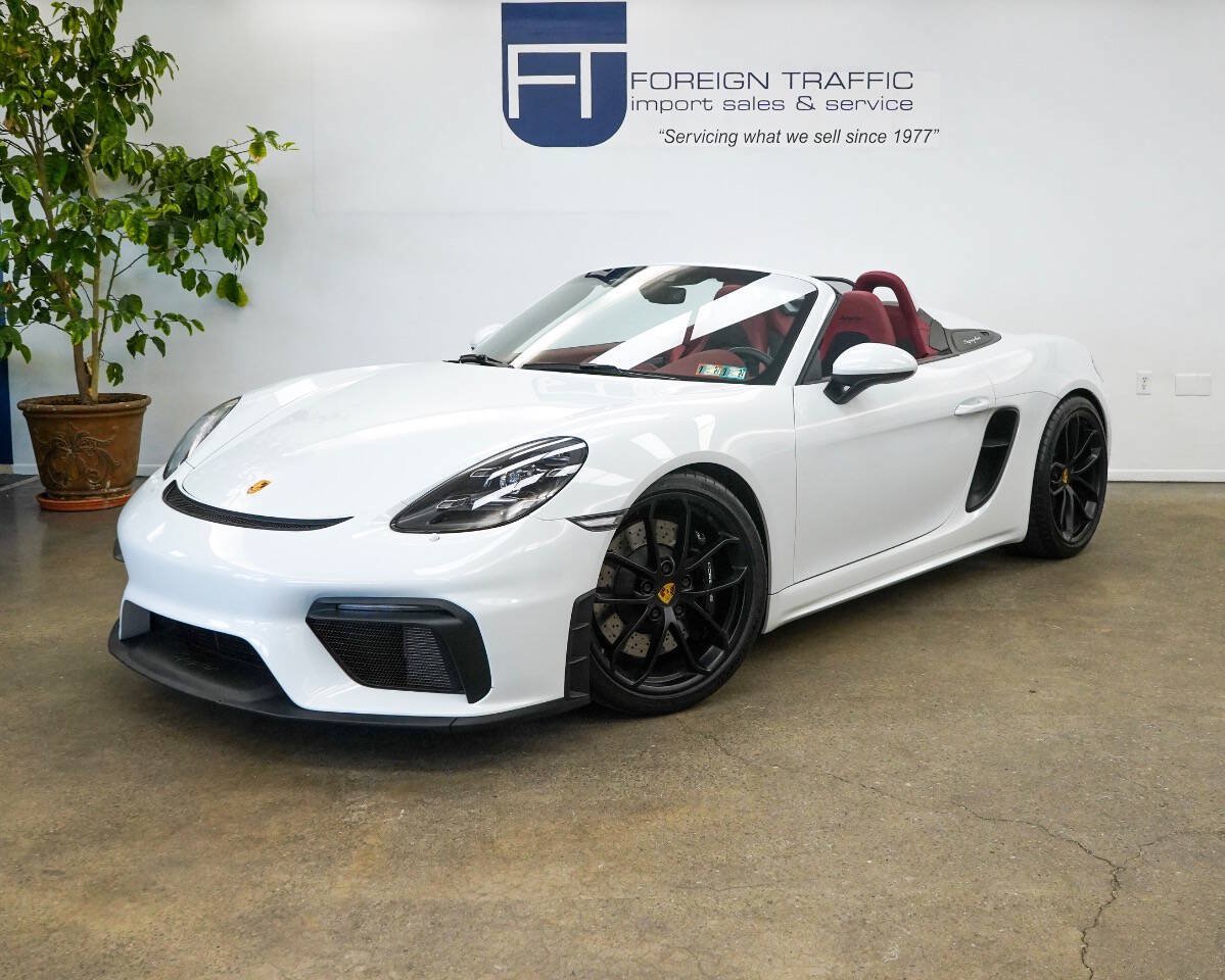 Used 2020 Porsche 718 Boxster Spyder RWD image 2