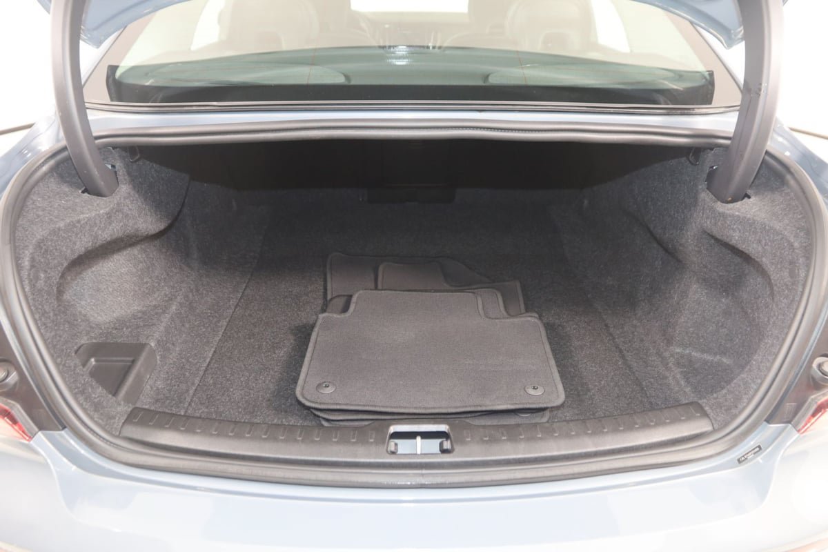 Used 2023 Volvo S60 B5 Plus AWD/4WD image 48