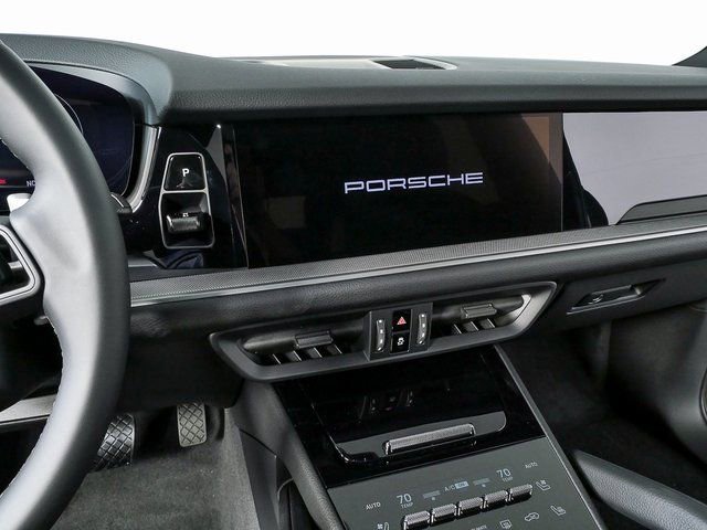 New 2026 Porsche Cayenne image 13