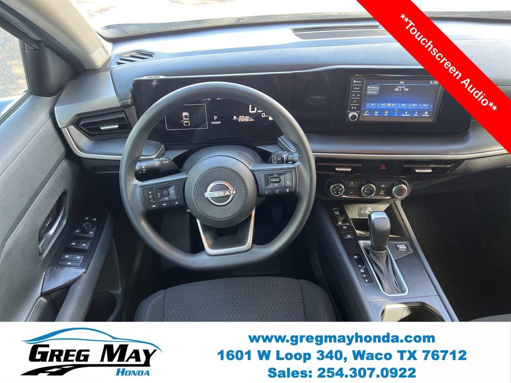 Used 2025 Nissan Kicks S image 18