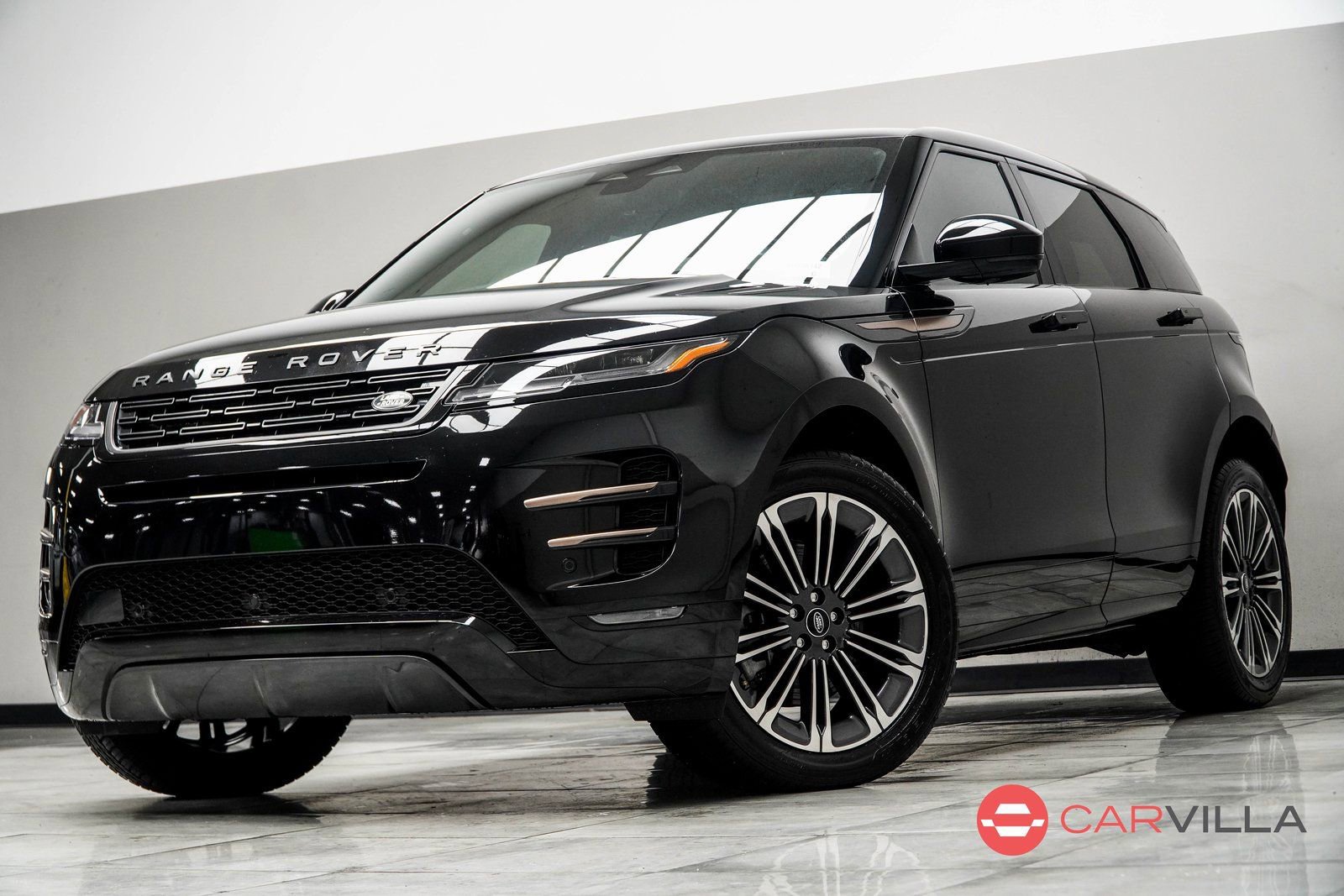 Used 2024 Land Rover Range Rover Evoque Dynamic SE