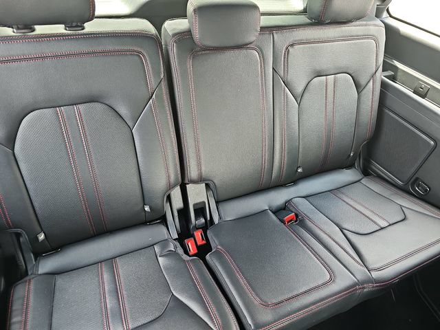 Used 2023 Ford Expedition Limited AWD/4WD image 14