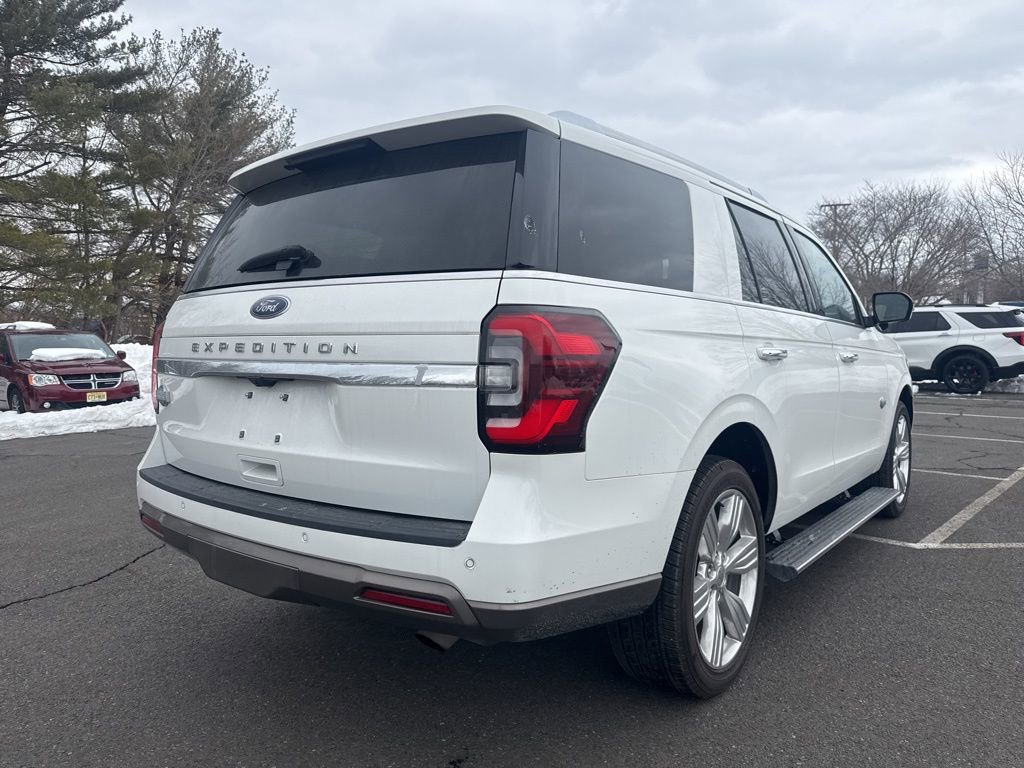 Used 2022 Ford Expedition King Ranch image 11