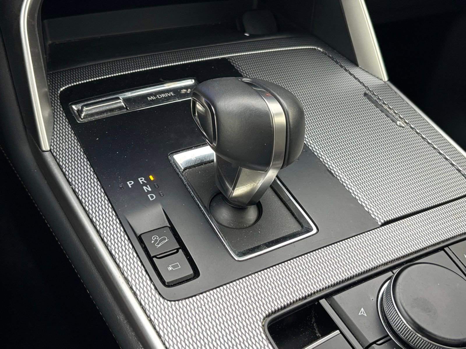 Used 2025 MAZDA CX-90 3.3 Turbo w/ Premium Plus Pkg image 8