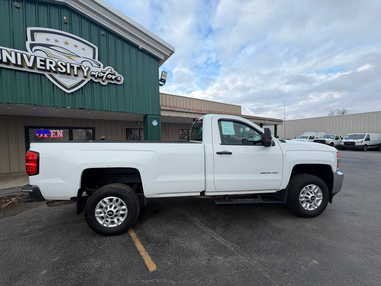 Used 2016 Chevrolet Silverado 2500 W/T w/ WT Fleet Convenience Package image 2