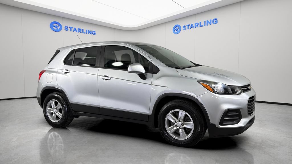 Used 2019 Chevrolet Trax LS FWD image 12
