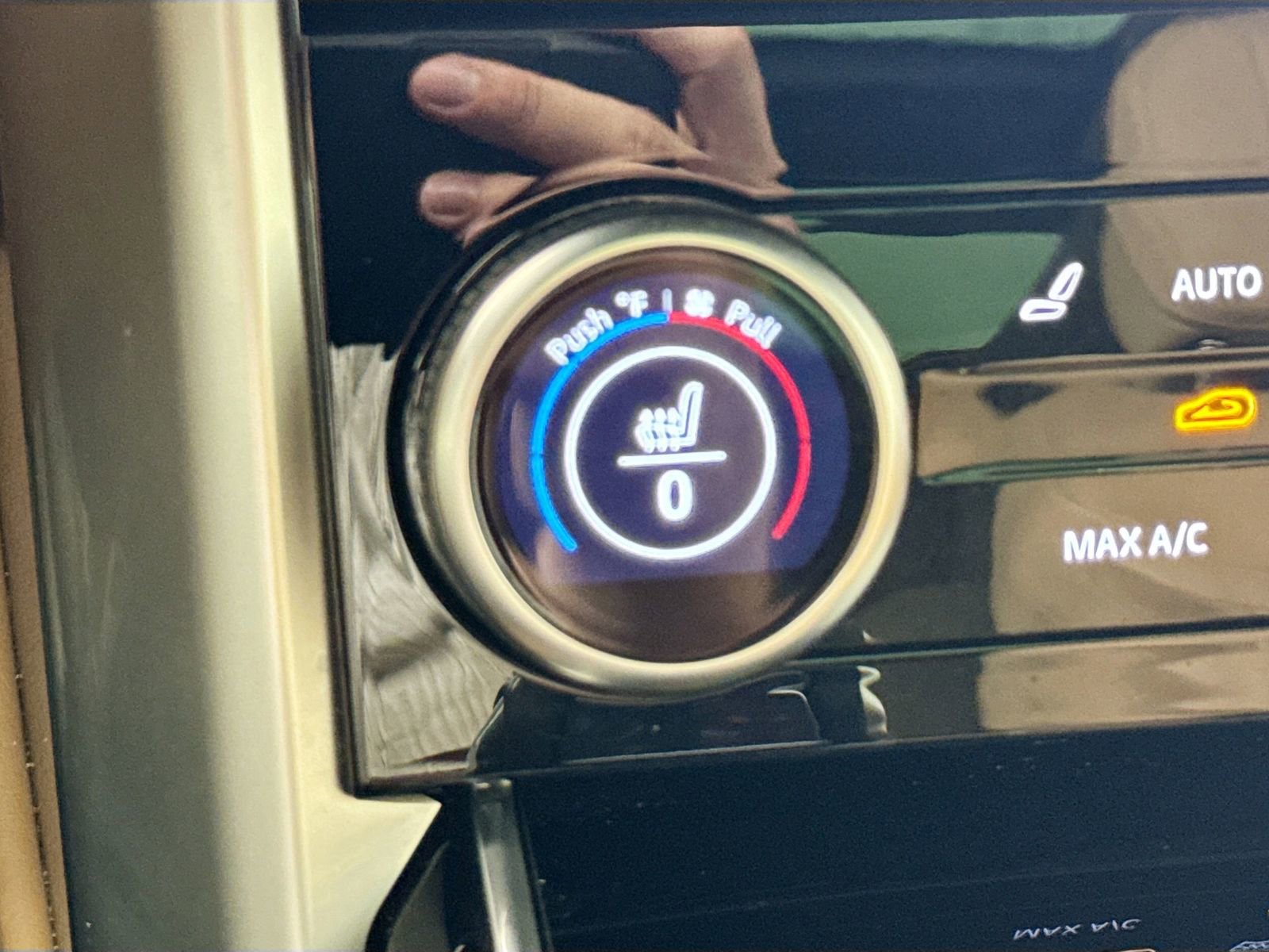 Used 2023 Land Rover Range Rover SE image 22