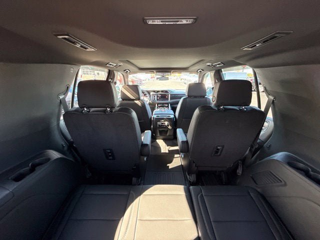 Used 2022 GMC Yukon Denali AWD/4WD image 17