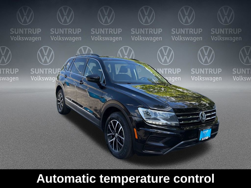 Used 2021 Volkswagen Tiguan SE FWD image 9