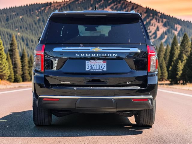 Used 2024 Chevrolet Suburban LT RWD image 6