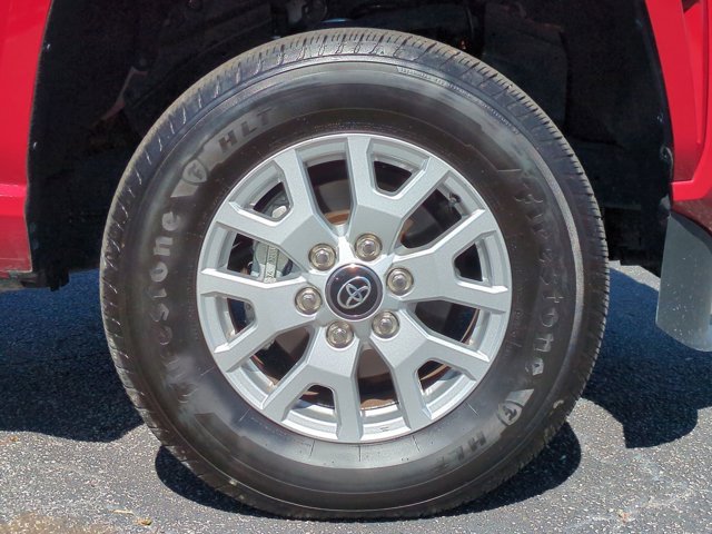 Used 2025 Toyota Tacoma SR5 image 12