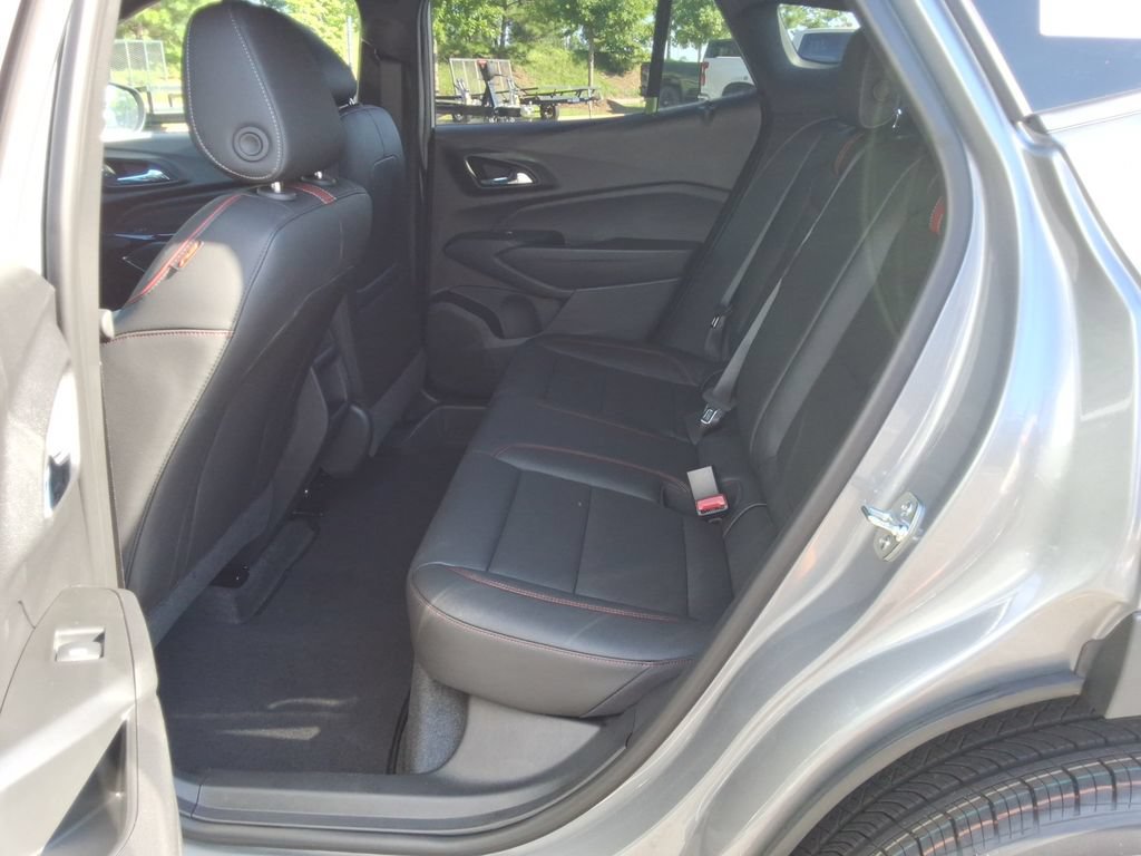 New 2026 Chevrolet Trax RS w/ Driver Confidence Package FWD image 16