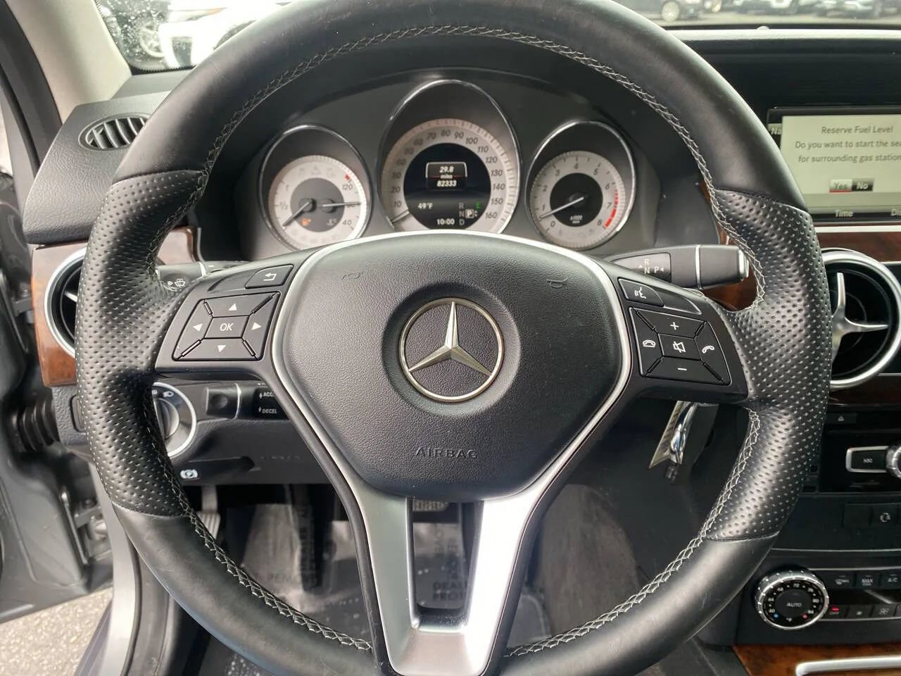 Used 2015 Mercedes-Benz GLK 350 4MATIC image 11