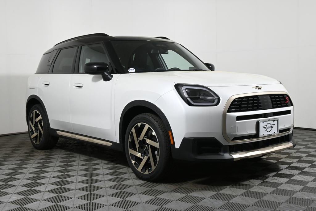 Used 2025 MINI Cooper Countryman S w/ Comfort Package Max image 8