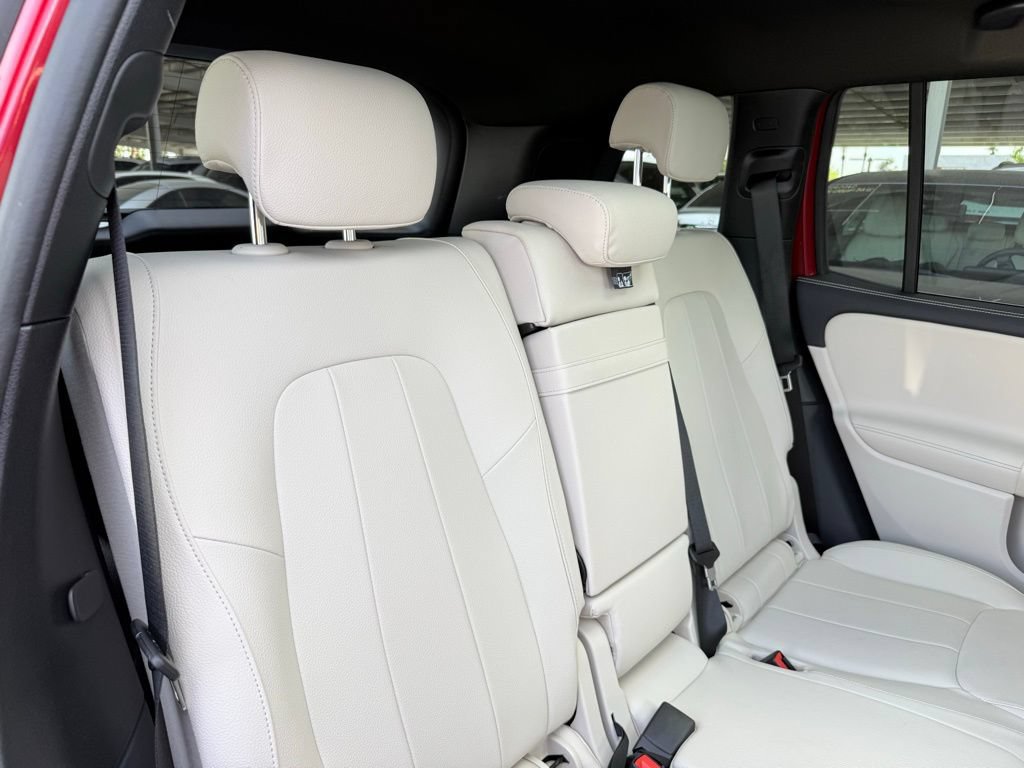 New 2026 Mercedes-Benz GLB 250 image 13