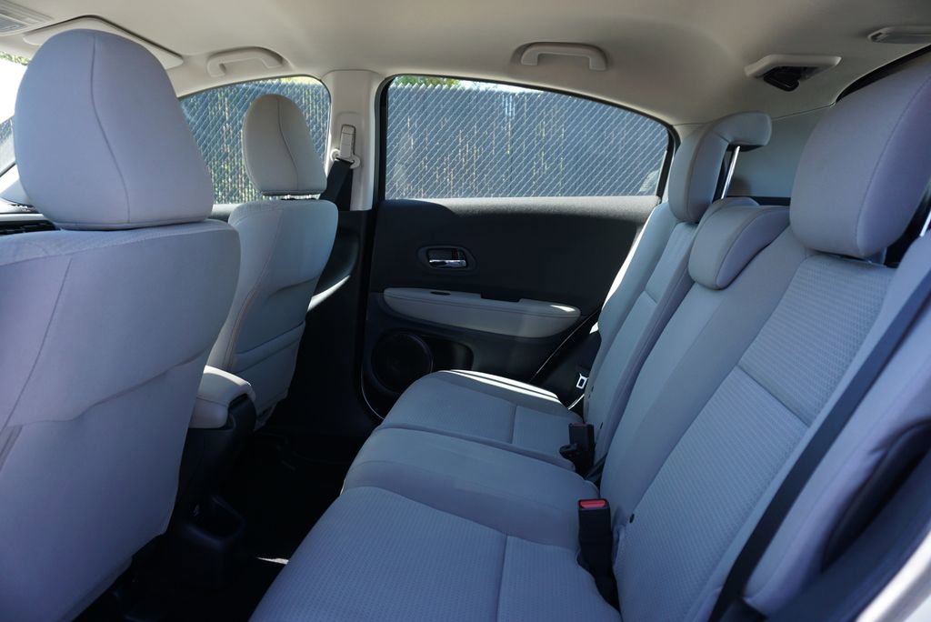 Used 2020 Honda HR-V LX image 44
