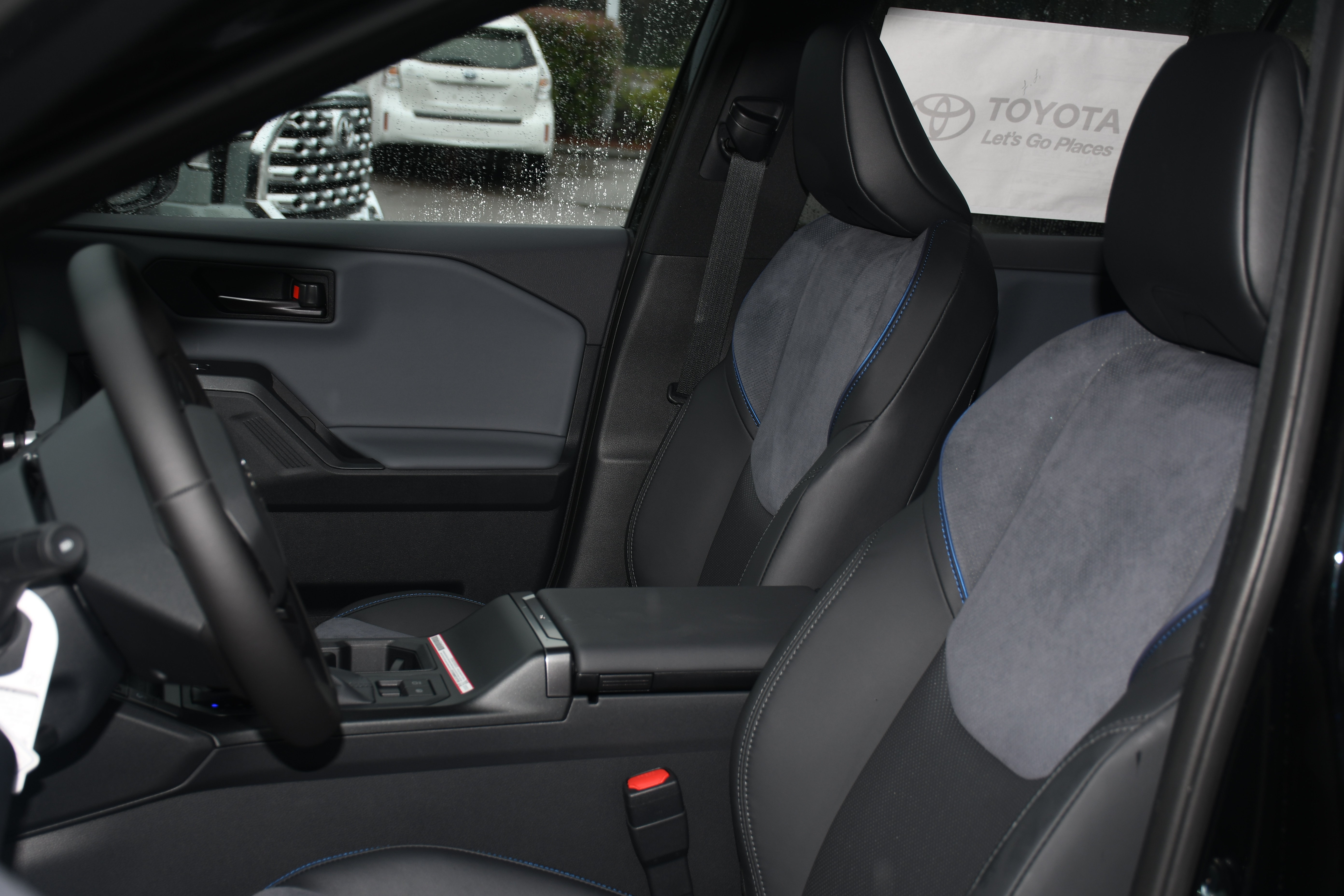 New 2026 Toyota RAV4 AWD Plug-in Hybrid image 7