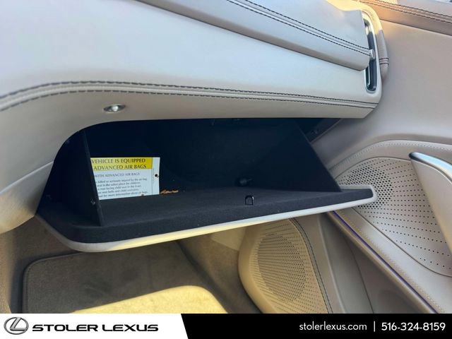 Used 2021 Aston Martin DBX AWD/4WD image 40