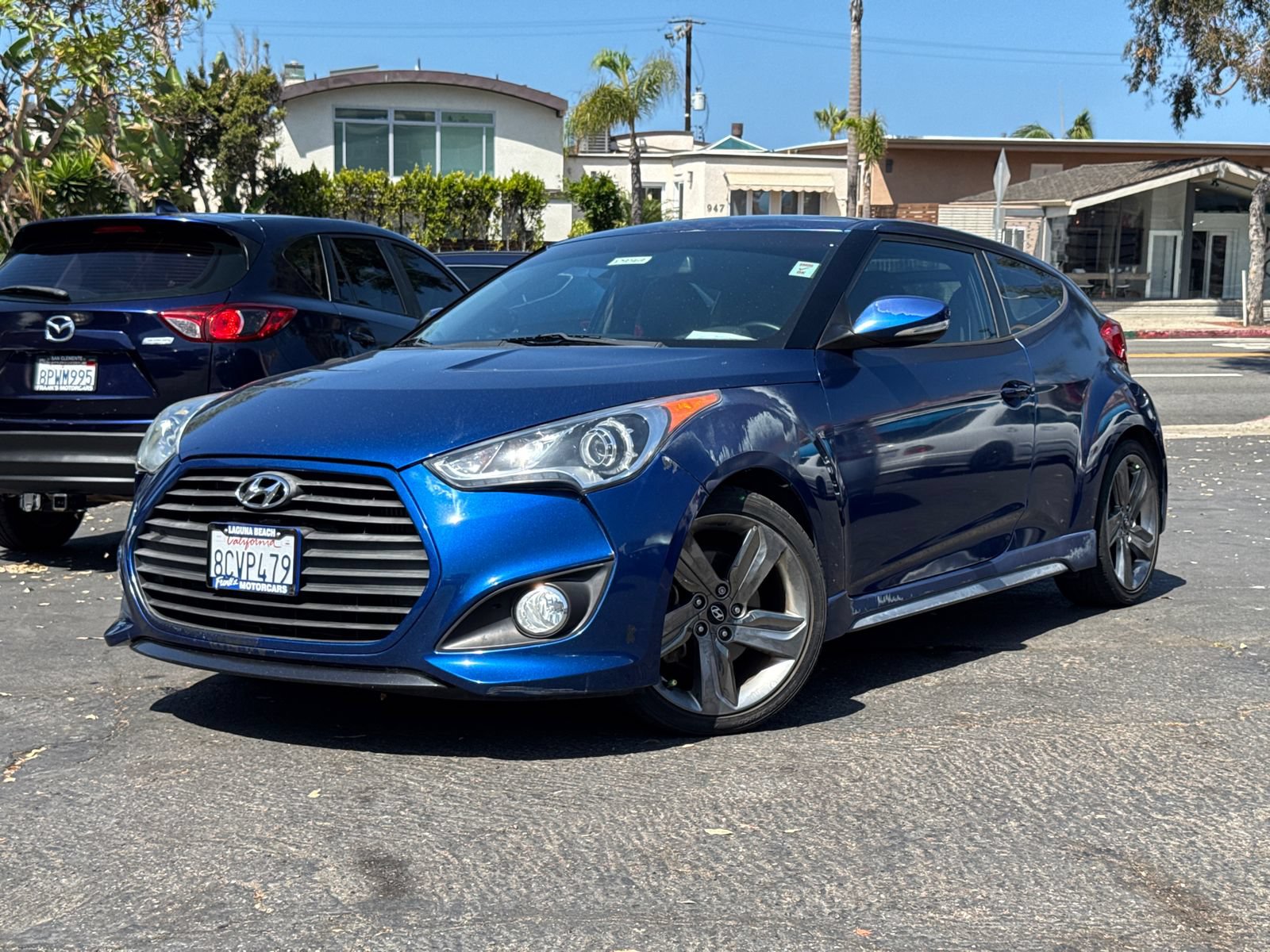 Used 2015 Hyundai Veloster Turbo w/ Option Group 04 FWD image 2