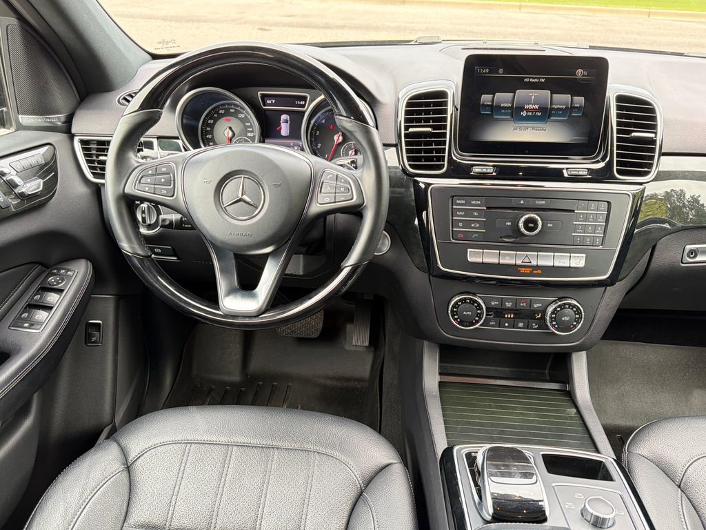 Used 2018 Mercedes-Benz GLE 350 image 2