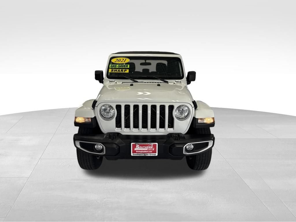 Used 2021 Jeep Gladiator Overland w/ Cold Weather Group AWD/4WD image 9
