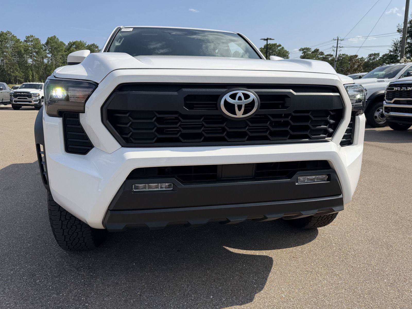 Used 2024 Toyota Tacoma TRD Off-Road AWD/4WD image 24