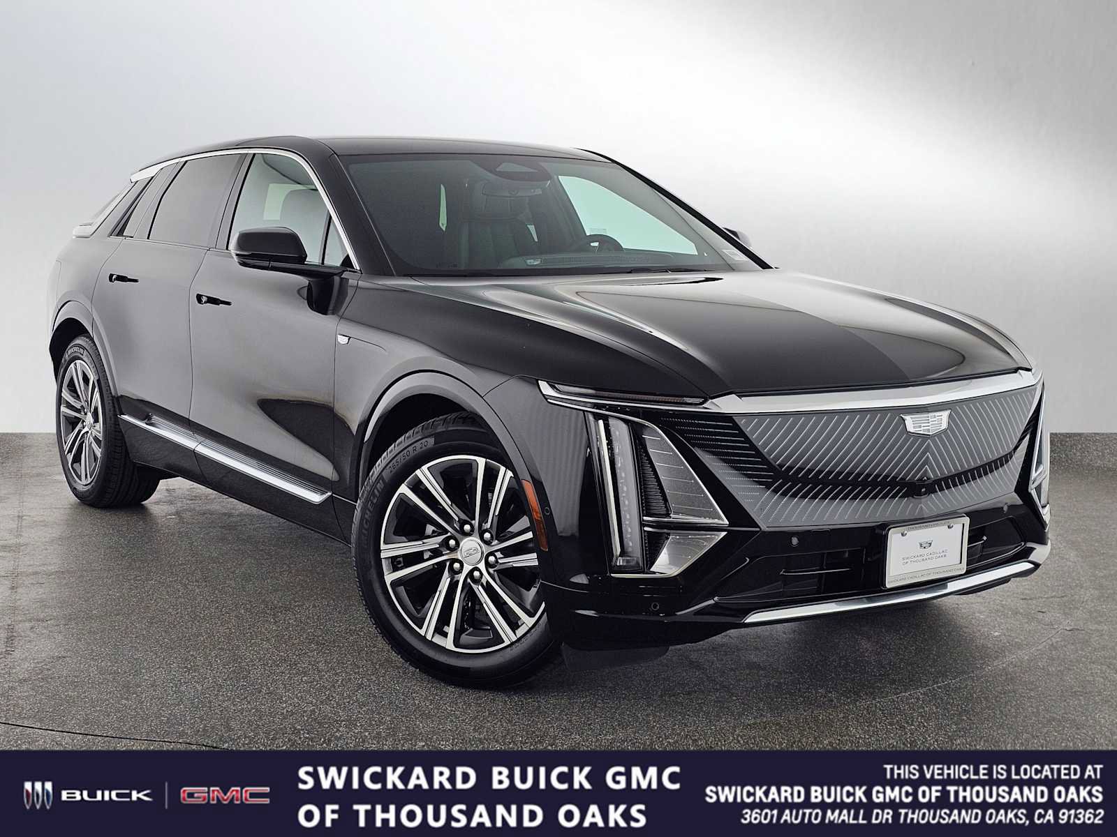 New 2026 Cadillac Lyriq Luxury w/ LPO, Floor Liner Package image 1
